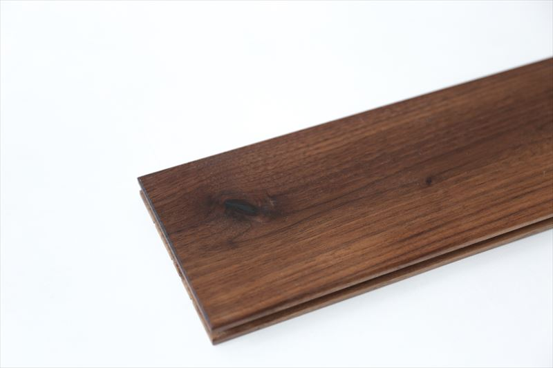 オイル仕上げ:変化をダイレクトに楽しむ「育てる」仕上げ