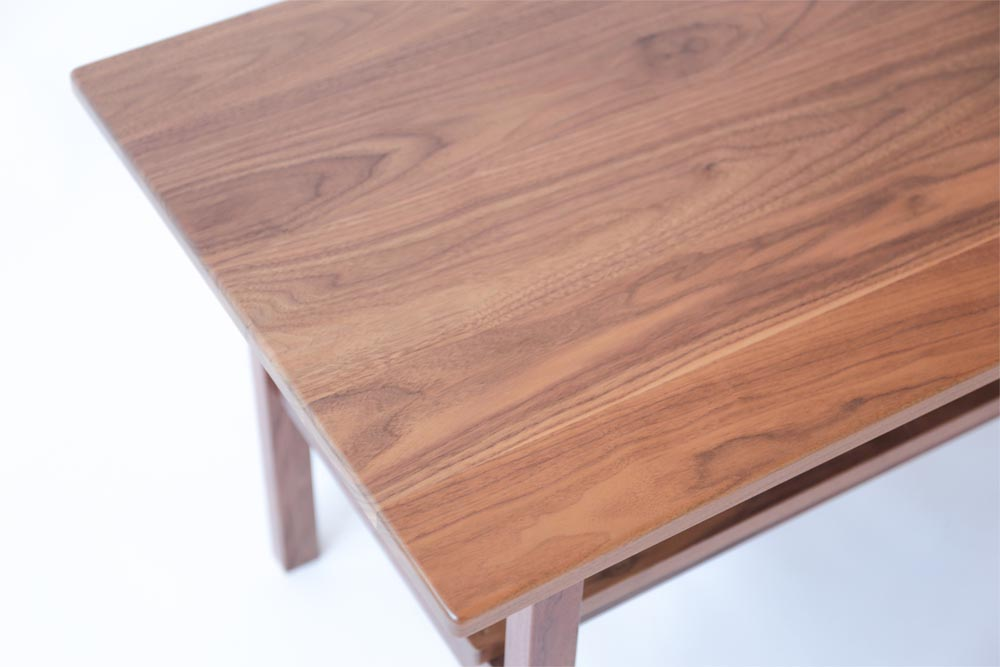 ウレタン仕上げ:ゆっくりと変化する「保護する」仕上げ