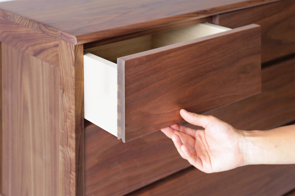 ウォールナットの経年変化の特徴