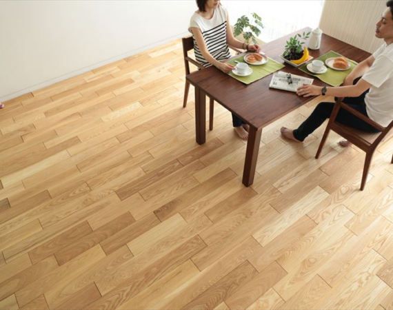 タモ材フローリングの特徴と後悔しない選び方を徹底解説